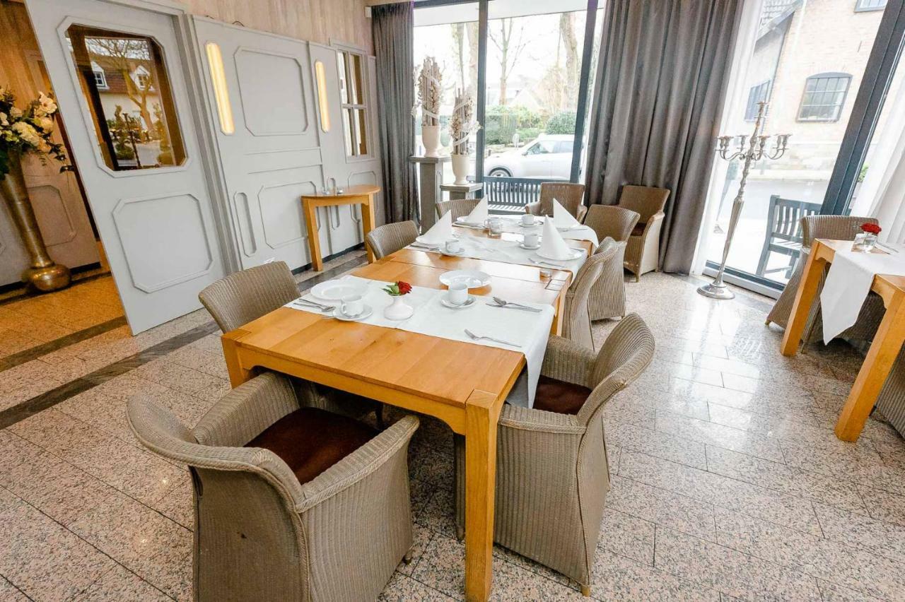 Bed & Breakfast M 3